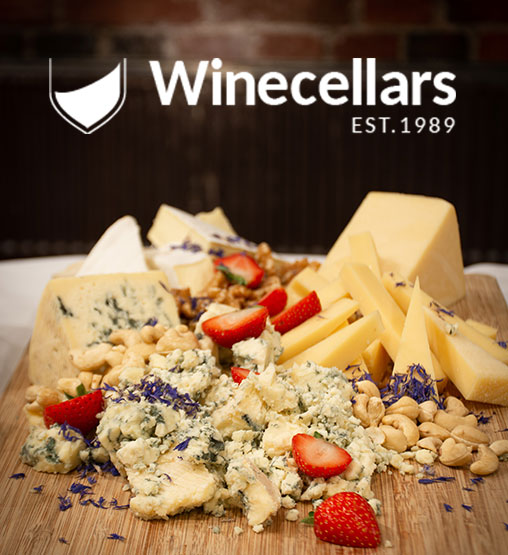 Winecellars-logo-kuvassa